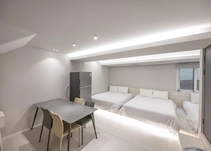 アパート 2f 4bathrooms, 9beds, 7-16 Persons Team